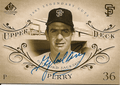 Autographed GAYLORD PERRY 2005 Upper Deck Legendary Cuts