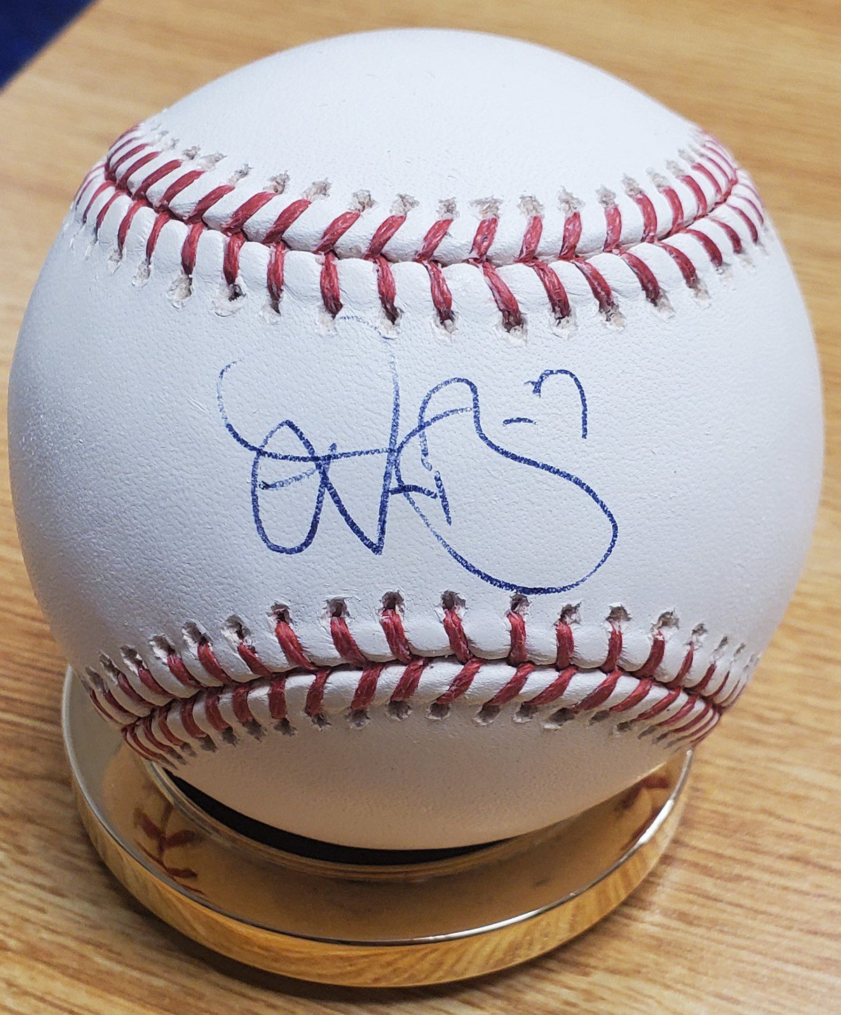 Autographed  DOMONIC BROWN Official Rawlings Major League Baseball