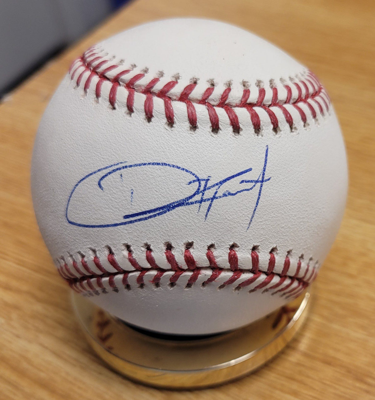 Autographed TOUKI TOUSIANT Official Major League Baseball