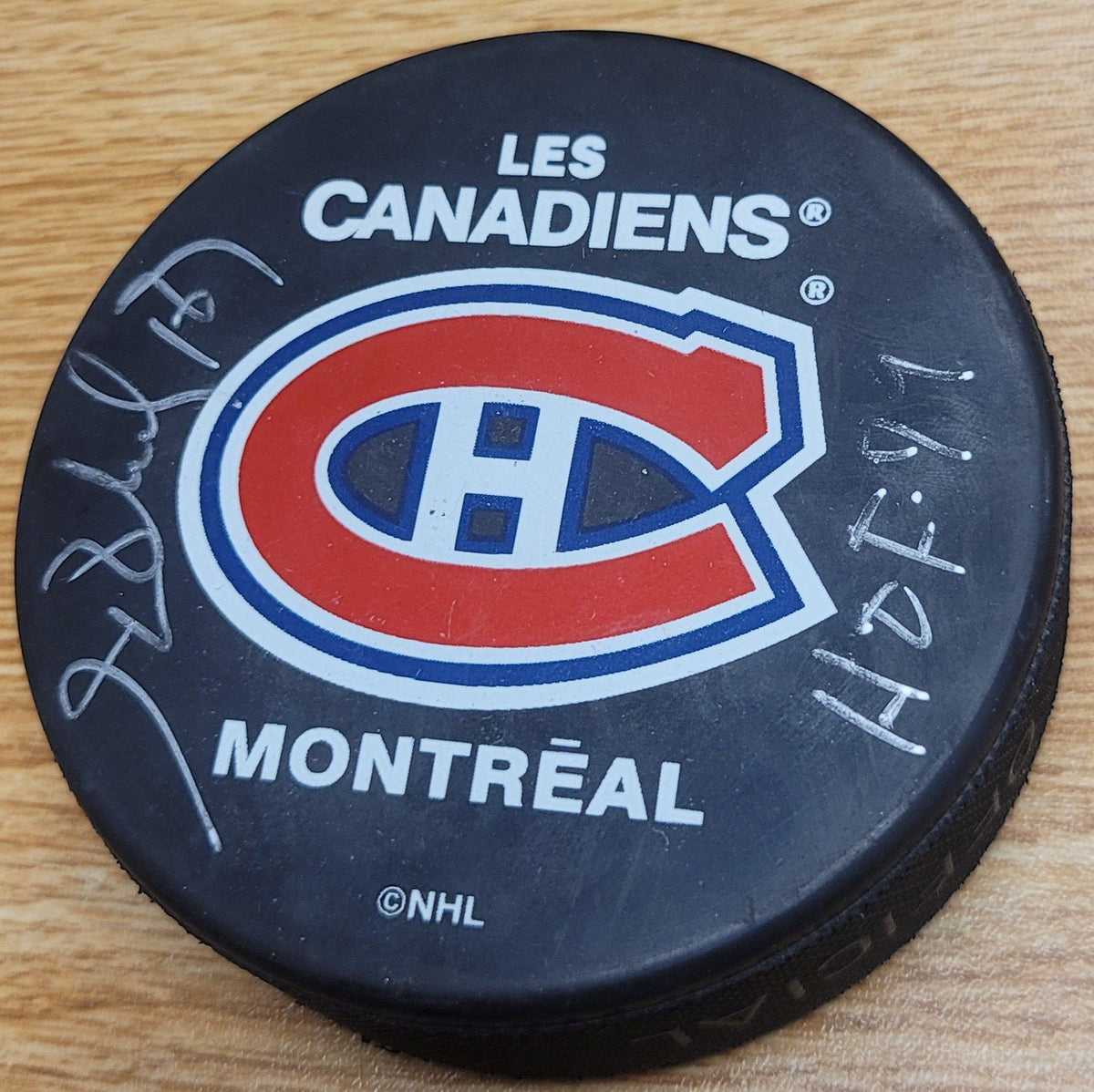 AUTOGRAPHED HENRI RICHARD HOF 79 Montreal Canadiens Hockey Puck