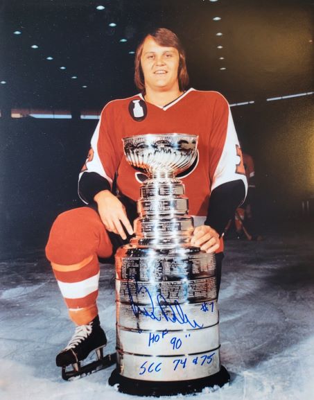 Autographed BILL BARBER "HOF 90, SCC 74,75" 16X20 Philadelphia Flyers Photo