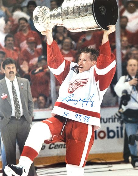 Autographed Larry Murphy "SC 97, 98" 16X20 Detroit Red Wings Photo