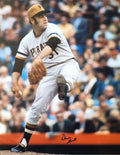 Autographed DAVE GIUSTI 16x20 Pittsburgh Pirates Photo