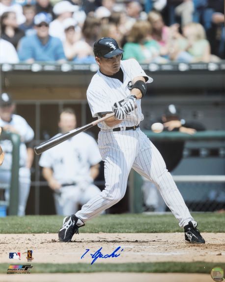 AUTOGRAPHED TADAHITO IGUCHI 16X20 Chicago White Sox Photo