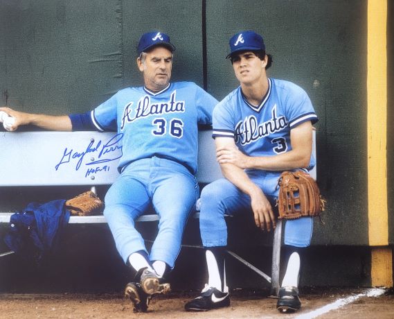 Autographed Gaylord Perry "HOF 91" Atlanta Braves 16x20 photo