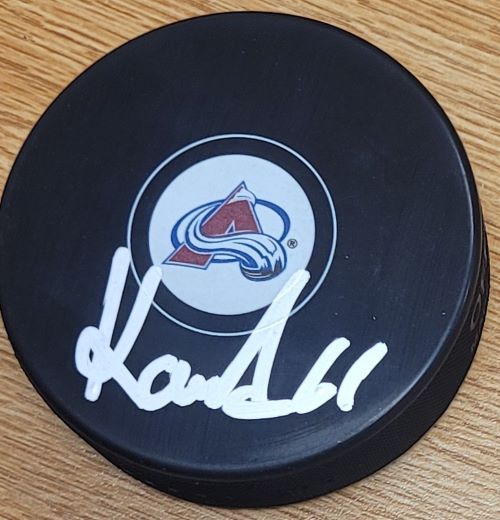 Autographed MARTIN KAUT Colorado Avalanche Hockey Puck