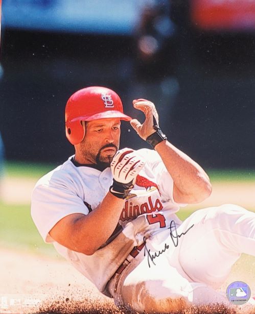 Autographed FERNANDO VINA  ST. LOUIS CARDINALS  11X14  photo