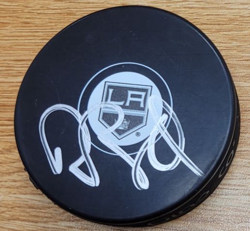 Autographed ROB BLAKE Los Angeles Kings Hockey Puck