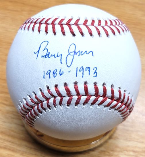 Autographed BARRY JONES "1986-93"  Official Major League Baseball