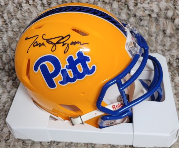 Autographed TOM FLYNN University of Pitt Panthers Mini Helmet