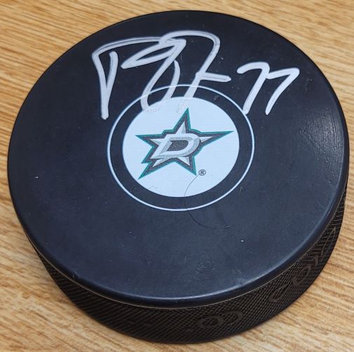 Autographed PIERRE TURGEON Dallas Stars Hockey Puck