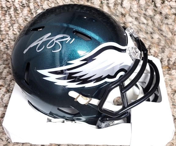 Autographed A.J. BROWN Philadelphia Eagles Mini Helmet Beckett
