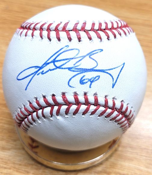Autographed JUSTIN BERG Official Major League Baseball