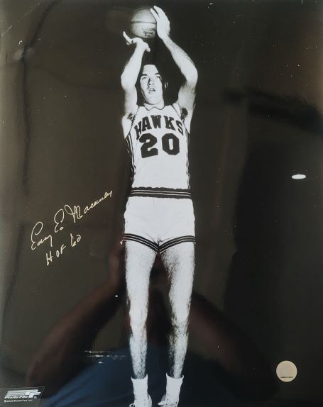 Autographed ED MACAULEY "HOF 60"  ST LOUIS HAWKS 16x20 Photo
