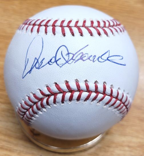 Autographed DAROLD KNOWLES Rawlings Official Major League Baseball