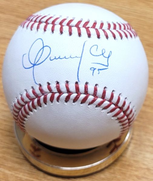 Autographed OSWALDO CABRERA Official Major League Baseball- Beckett