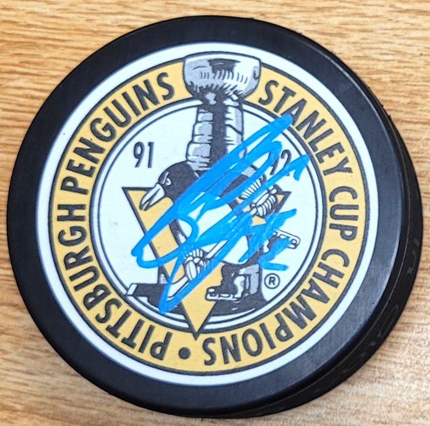 Autographed BOB ERREY Pittsburgh Penguins 1991-92 Stanley Cup Hockey Puck