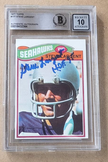 Autographed STEVE LARGENT Seattle Seahawks 1977 Topps Card #177 BAS Beckett Slabbed Grade 10