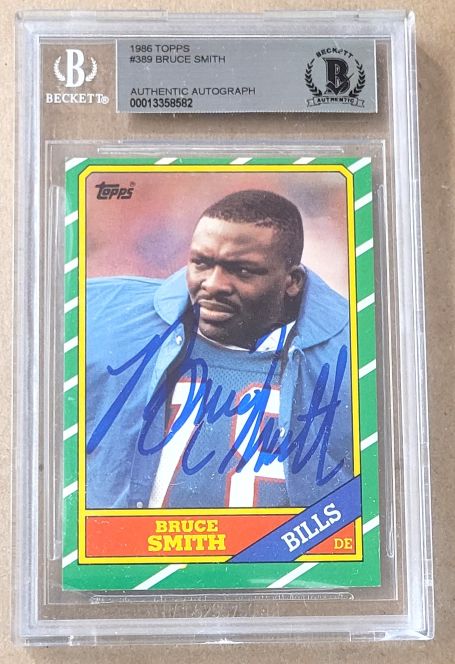 Autographed 1986 Bruce Smith Buffalo Bills Topps Rookie Card #389 BAS Beckett Slabbed
