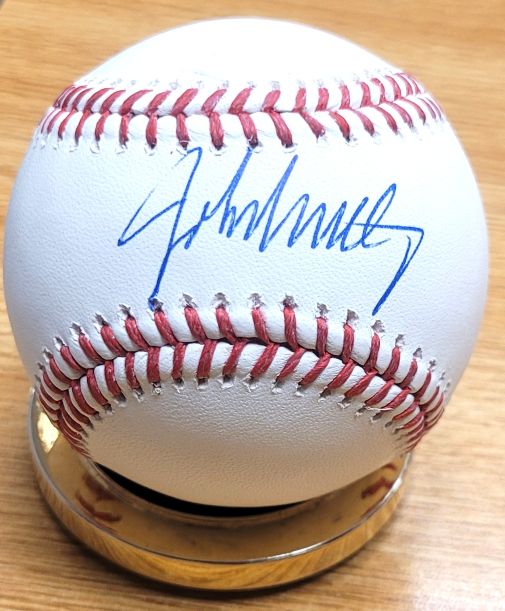 Autographed JOHN SMOLTZ  Official Major League Baseball