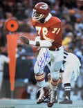Autographed BOBBY BELL Kansas City Chiefs 11x14 Photo with COA