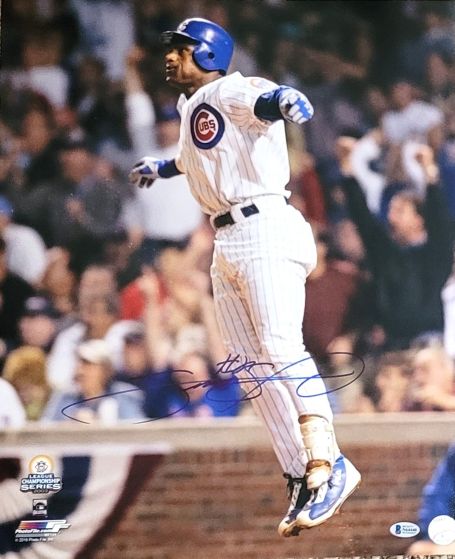 Autographed SAMMY SOSA Chicago Cubs 16x20 Photo Beckett Witness