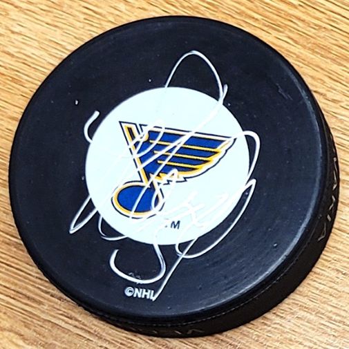 AUTOGRAPHED REED LOW St. Louis Blues Hockey Puck