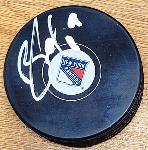 Autographed BRAD RICHARDS New York Rangers Hockey Puck