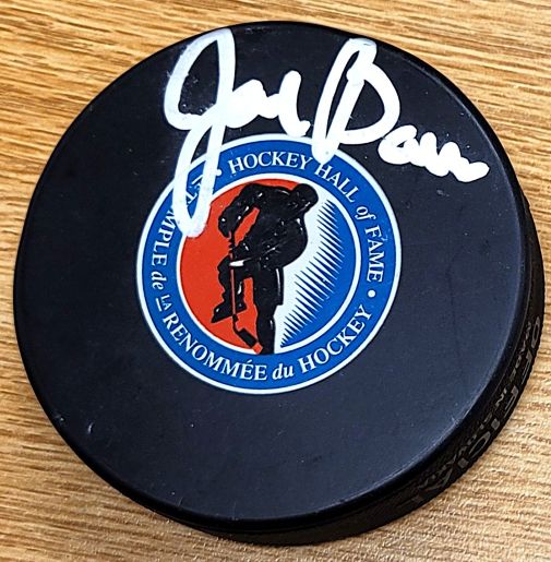 Autographed JOE BOWEN Toronto Maple Leafs Hall of Fame Hockey Puck