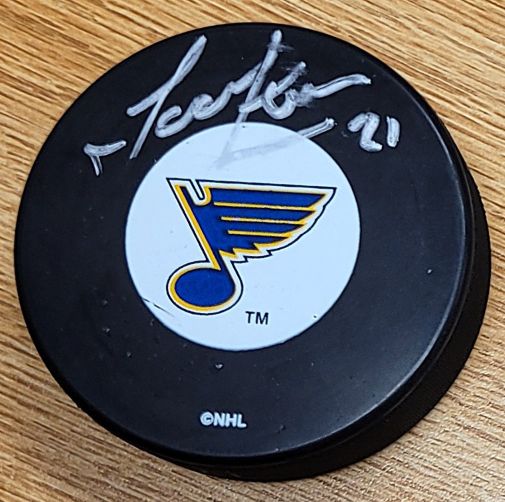 Autographed TODD EWEN St. Louis Blues Hockey Puck