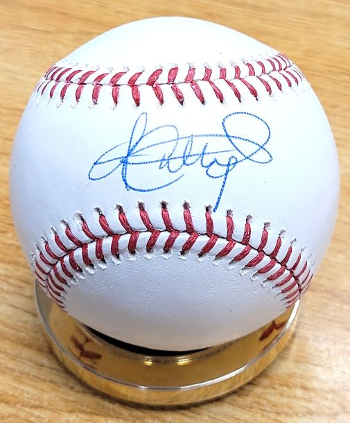 Autographed ANDREW MCCUTCHEN Official Major League Baseball