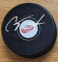 AUTOGRAPHED CAM TALBOT Detroit Red Wings Hockey Puck