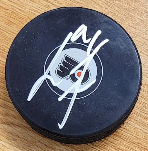 Autographed CARL GRUNDSTROM Philadelphia Flyers Hockey Puck
