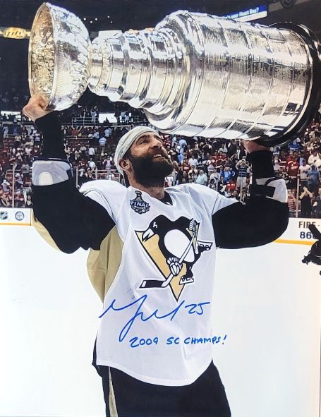 Autographed MAX TALBOT "2009 SC Champs" 11x14 Pittsburgh Penguins Photo