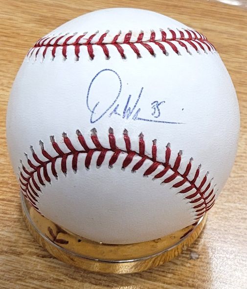 Autographed DONTRELLE WILLIS  Official Major League Baseball