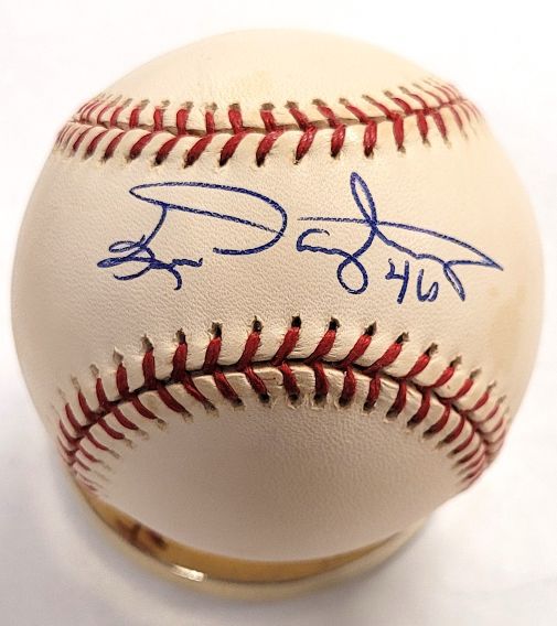 Autographed KEN DAYLEY Official National League Baseball