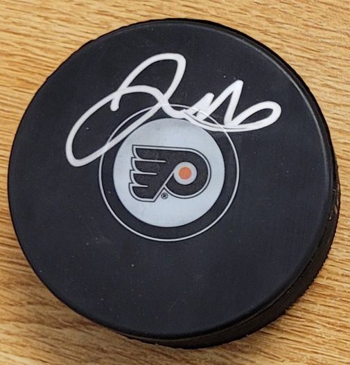 Autographed JETT LUCHANKO Philadelphia Flyers Hockey Puck