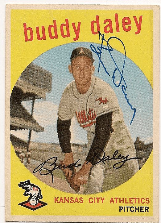 Autographed 1959 BUD DALEY Topps Card