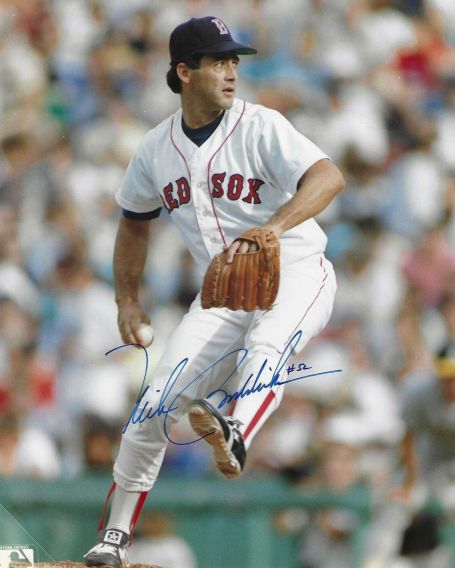 AUTOGRAPHED MIKE BODDICKER 8x10 Boston Red Sox Photo
