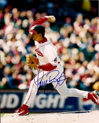 AUTOGRAPHED  DAVE BURBA 8X10 Cleveland Indians Photo