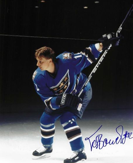 Autographed PETER BONDRA 8X10 Washington Capitals Photo