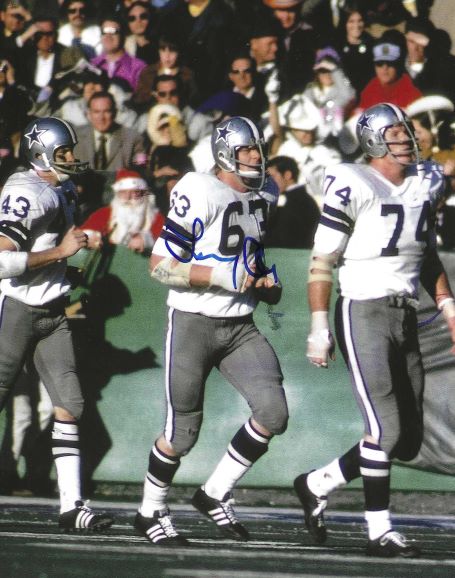 Autographed LARRY COLE 8x10 Dallas Cowboys Photo