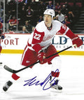 Autographed MIKE COMMODORE 8X10 Detroit Red Wings Photo