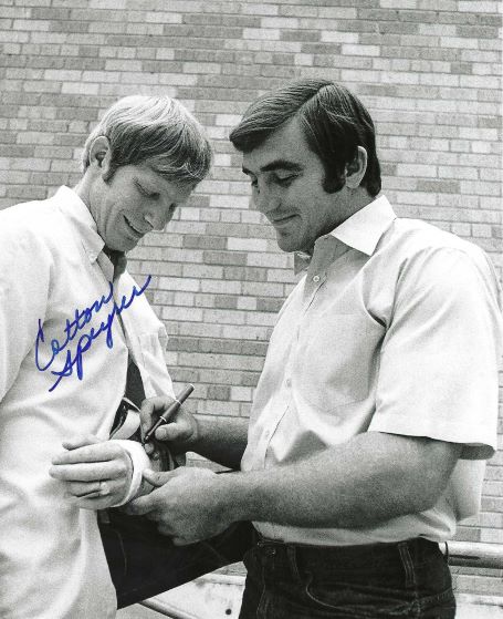 AUTOGRAPHED COTTON SPEYRER 8X10 Texas Longhorns Photo