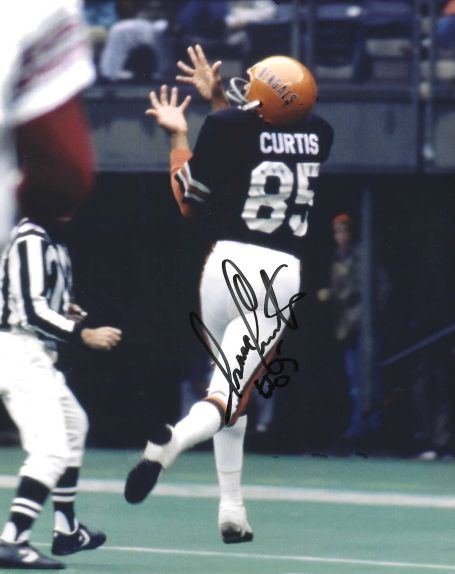 Autographed ISAAC CURTIS 8X10 Cincinnati Bengals photo