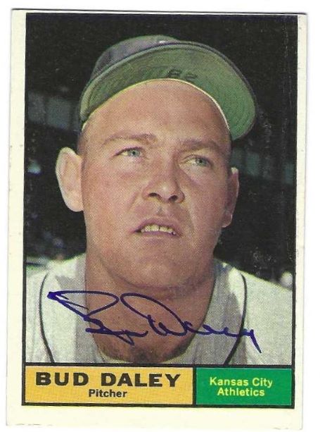 Autographed BUD DALEY Kansas City A's 1961 TOPPS Card