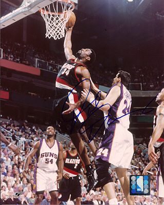 Autographed DALE DAVIS 8X10 Portland Trail Blazers Photo