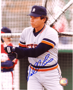 AUTOGRAPHED DARRELL EVANS 8X10 Detroit Tigers Photo