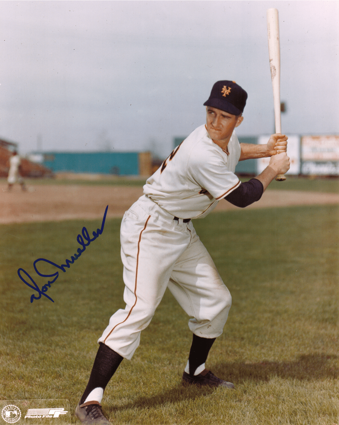 AUTOGRAPHED DON MUELLER New York Giants 8x10 photo