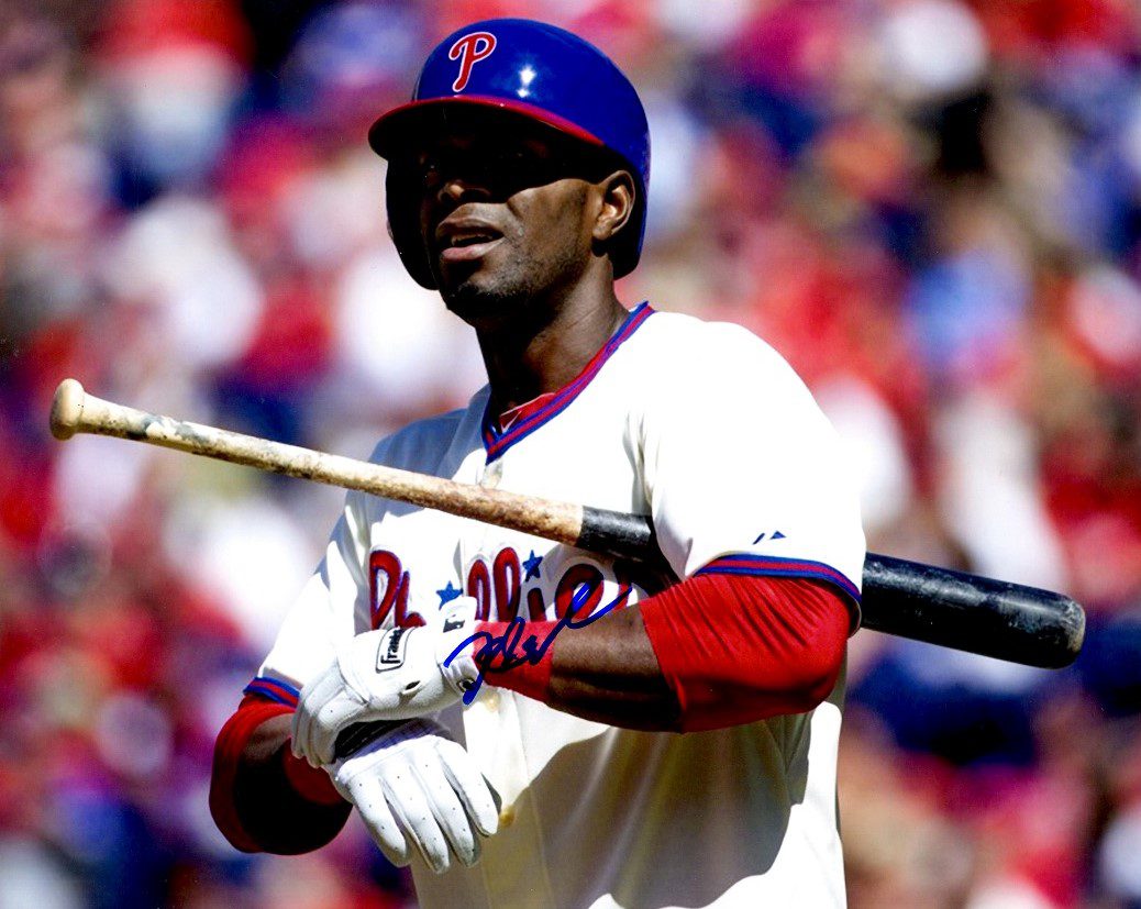 AUTOGRAPHED Roger Bernadina  8X10 Philadelphia Phillies Photo
